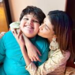 Sauraseni Maitra Instagram - Bhaiphonta ‘22 🌺🌻 #bhai #bhaiphota #bhaidooj #brothersisterlove #bonding #fam