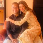 Sauraseni Maitra Instagram - Bhaiphonta ‘22 🌺🌻 #bhai #bhaiphota #bhaidooj #brothersisterlove #bonding #fam