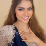 Sayantani Ghosh Instagram - 🌸positive vibes .... . . #reels #reelsinstagram #reelsvideo #réel #reel #reelkarofeelkaro #reelit #reelindia #reelstrending #trending #trendingaudio #trendingaudio #mood #positivevibes #positivity #instamood #mondaymotivation #motivation #mondaymood #mondayblues #love #stayhappy #sayantanighosh ❤️