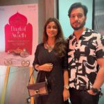Sayantani Ghosh Instagram - A special evening with my hubby @anugrah0070 while well enjoy #Daawat-E-Awadh #daawateawadh #AwadhiflavoursatFairfieldMumbai @fairfieldbymarriottmumbai ❤️❤️