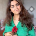 Sayantani Ghosh Instagram - 🌹सुनो, थोड़ा ठहर जाओ .... . . #reel #mood #life #thoughts #instamoood #moodygrams #reels #trendingreels #réel #reelsinstagram #reelsindia #reelsvideo #slowdown #reelitfeelit #reelsinsta #selflove #gratitude #grateful #live #livelife #instalove #instadaily #instalike #instalikes #instalovers #loveyourself #love #happiness #sayantanighosh
