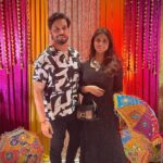 Sayantani Ghosh Instagram - A special evening with my hubby @anugrah0070 while well enjoy #Daawat-E-Awadh #daawateawadh #AwadhiflavoursatFairfieldMumbai @fairfieldbymarriottmumbai ❤️❤️