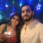 Sayantani Ghosh Instagram - 🌟 शुभ दीपावली 🌟 . . @anugrah0070 #diwali #diwalicelebration #bestwishes #festiveseason #festival #indianfestival #diwali2022 #diwalidecorations #familytime #joy #together #happiness #love #husbandandwife #couple #blessings #haveagreatday #light #lights #diya #instalike #instadaily #anugrahtiwari #sayantanighosh ❤️