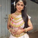 Sayantani Ghosh Instagram – 🌷Sati ….

#subhomahalaya 
.
.
#shoot #shootmode #bts #onscreen #role #sati #mythology #indianmythology #costumedrama #indiantvserial #actor #actorslife #actors #look #lookoftheday #happy #smile #desigirl #sayantanighosh #sunday #haveaniceday #love #instalike #instagood #instadaily #instalove #instalikes 🌷