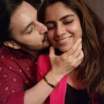 Sayantani Ghosh Instagram - Loved you yesterday,love you today ,always have , always will ❤🥰 . #valentineday #valentines #love #couplegoals #couple #together #togetherforever #friends #companion #family #red #hug #instagood #instagram #instalike #instalove#husbandandwife#food #fun #terepyarmein #pyar