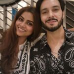 Sayantani Ghosh Instagram - Happy birthday pati 🎂🌹 Famili dinner with birthday boy @anugrah0070 ❤️ . @ii_rick_ii @priyanka_chandarana . Thank you @musaafer.india for hosting us so well ❤️ #birthday #birthdaywishes #dinner #family #birthdaycake #together #happybirthday #happiness #happy #joy #smile #enjoy #january #instagood #instalike #instamood #instamood #instalovers #instalikes #love #goodnight