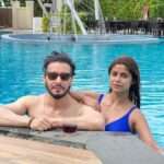 Sayantani Ghosh Instagram - ❤️Our day ... @anugrah0070 . . #happyanniversary #firstanniversary #husbandwife #mrandmrs #togetherforever #together #december #togetherness #pooltime #happiness #joy #trip #loveyou #krabi #thailand #travelgrams #fun #love