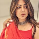 Shafaq Naaz Instagram - Jo dooriyon main bhi kayam raha, Wo ishq hi kuch aur tha ♥️ . . Stylist - @rimadidthat Videography by - @framesbymayur Suit - @myshka_fashion X @mediatribein Team - @greenlight__media