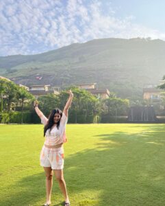 Shafaq Naaz Instagram - Weekend Photo dump and also I had lot of pictures and videos to post so here you go!!
