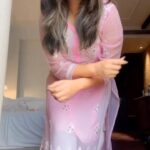 Shafaq Naaz Instagram - This song never neverrrr gets old!! 🙌 . . @josh.punjabi @officialjoshapp