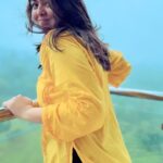 Shafaq Naaz Instagram – Koun hai WO LADKA😶‍🌫️!!! TAG HIM 🙋🏼‍♀️