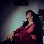 Shafaq Naaz Instagram – Toh lag gaye chand mere naam ko 🤍❤️
.
.
Shot by : @jirehphotographyandfilms 
Jewellery by : @miranabymegha 
Outfit : @swtantraofficial X
@publiquedom 
Artist Reputation Management: @greenlight__media
