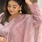 Shafaq Naaz Instagram – Just updating 🐣
.
.

Outfit- @bibhaboutique 
.
Pr – @greenlight__media