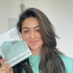 Shafaq Naaz Instagram – Very rare sight of me in the kitchen 🤪all thanks to @q49flavours for making it hustle free and super easy to cook, and it’s actually taste sooooo good 🤌🏼 and you literally don’t have to do anything just add vegetable, chicken whatever you like to these paste and voila it’s ready to eat. I tried sambhar you can you can try something else.
What!! You don’t believe me!! Go to their page order and try it for yourself and you can thank me later 😌