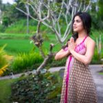 Shenaz Treasurywala Instagram - #travelwithshenaz Giveaway Day 9 Today’s Challenge: 1. Post a 15 second reel talking to me genuinely-I want to hear from you. Your thoughts! Start the reel with, Dear Shenaz... I want to get to see you, your thoughts and your feedback. 2. #TravelWithShenaz #ShenazGoPro and Follow @goproindia 3. In the comments here and in the caption you can elaborate on what you say in the reel. 4. Follow @goproindia and Make sure you’re following both my accounts- this one and @travelhotelsmiles 6. Please note 📝 the reel must be posted fresh within the next 24 hours. Also, I prefer if you just use just these tags above so it’s clear it’s for this contest 😊❤️ thanksss!! 8. Vertical reels have more chances of winning. 10. Make sure it’s a public profile and it’s shared to profile so I can see the reel. Guys, only one person can win a day. You’re entries are all so good!!!! It’s very hard to choose and I am doing my best. Don’t be disheartened if you haven’t won yet, I will keep having more competitions on this page. #TravelWithShenaz 9 days, 9 challenges, 9 winners! #MoreEverything I am giving out 9 of the latest GoPro HERO9 Black in the course of 9 days! This is a #TravelWithShenaz and #GoProHERO9 Black Giveaway • Tomorrow evening I’ll pick the final winner for the challenge! Please see @travelhotelsmiles by 10.30 pm and my stories to see Day 8 challenge winner. Giveaway courtesy @GoProIndia @GoPro #goproindia I want to thank you all from the bottom of my heart for taking part in this contest. I feel so crushed that I can’t send everyone of you a GoPro but I am sending every single one of you a genuine Thank You for taking part in not just this contest but for being part of my journey and supporting me every single day with your heartfelt comments and love. When picking the winners of the day, I did also take into consideration the people who participate on my channel and comment on my videos. I wanted to pick people that are part of my journey and I will continue to have contests and this is something I definitely take into consideration. I feel you are part of my family and hopefully by now you feel as close to me.