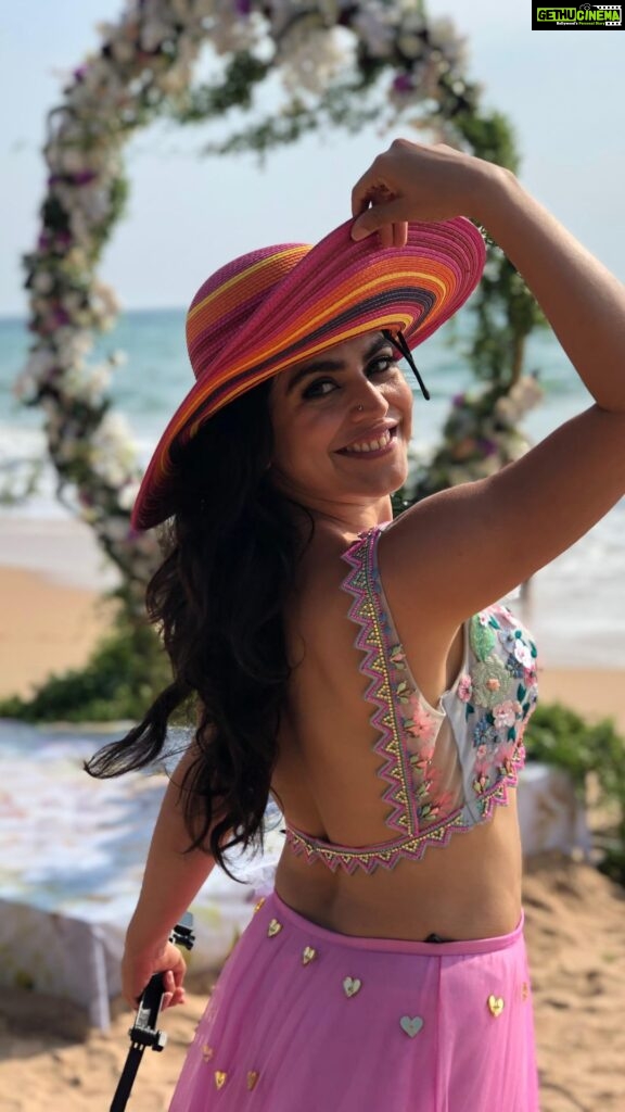 Shenaz Treasurywala Instagram - What motivates you? What gives your life purpose? What excites you more than anything? Write in the comments #travelwithshenaz #travelhotelsmiles @goproindia #goproliveit