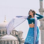 Shenaz Treasurywala Instagram - How are you celebrating Eid at home today? Talk to me!!! And Eid Mubarak everyone! I know it must be especially hard for you to not be with family and friends today. Hope you get to spend next Eid with your loved ones ❤️ This photo was at the Blue Mosque in Istanbul. Swipe right to see the story of my afternoon in photos that I took😊 I’ve been to many mosques but this and the Shaikh Zayed Mosque ( see my stories ) are the most spectacular so far. #eidmubarak #eidmubarak