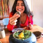 Shenaz Treasurywala Instagram - If you have to choose between good Food and okay Sex, what do you choose?? And please tell me - Why do some people take photos and videos of everything they eat? Hahaha that’s me! I have drives and drives of food video and photos. God! How food obsessed can some people be?! 😅Please share w your food obsessed friends and tell them there are other things in the world besides food😂 Oh and keep sharing your foods in your stories with me #foodinlockdown. You are making me hungry guys. Best food pics in my stories ❤️🍷🥘🌮 #travelwithshenaz #foodie #foodstagram #foodaholic #foodlover#foodgasm #playdateme #GoProIndia #goproin