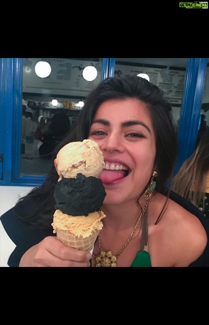 Shenaz Treasurywala Instagram - Do you remember to celebrate the small moments? What are your tools? I know we are all a bit freaked out right now. But this too will blow over. Let’s stay strong, smiling and #livevictoriously #greygooselife #travelwithshenaz