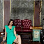 Shenaz Treasurywala Instagram – Do you agree? Are you happier now than you were a few years ago?
As I get older I may get more tired or have dryer skin but my emotional health being is way better now than it was in my 20s!
And I have stable moods, pms is gone, I’m just a happier, calmer person.
So getting older is not that bad folks;)
There’s something to look forward too- mental stability:) and what’s more important than that?!
#mentalhealth #letstalk #mentalwellbeing #travelromancesmiles