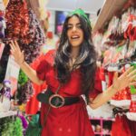 Shenaz Treasurywala Instagram - Merry Christmas 🎅 from Goa!!! This is my favourite week of the year. It’s the week of letting go and surrendering. Whatever to do lists we have - leave it for next year! Right now, I just wanna be silly and enjoy the last days of 2022 that will not come back. What about you? Feel the same? #christmas #merrychristmas #december #holiday #goa Goa, India