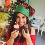 Shenaz Treasurywala Instagram - Merry Christmas 🎅 from Goa!!! This is my favourite week of the year. It’s the week of letting go and surrendering. Whatever to do lists we have - leave it for next year! Right now, I just wanna be silly and enjoy the last days of 2022 that will not come back. What about you? Feel the same? #christmas #merrychristmas #december #holiday #goa Goa, India