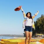 Shenaz Treasurywala Instagram - Leave a ❤️ if you like to bring in 2023 New Years somewhere other than your home. 🧳 Blink and it will be December. How much in advance do you plan your New Years trip? What are you thinking this year? 2023 is around the corner! #newyear #celebratingnewyear #celebration #travelromancesmiles