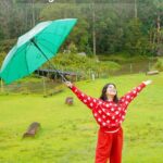 Shenaz Treasurywala Instagram - Are you traveling in August? Where are you going? These are my recommendations- 1. Pahalgam August is perfect weather -moderately chilly but not cold. 2. Kodaikanal Get lost in the monsoon mist and fog! 3. Munnar Rain ☔️ but very pleasant temperatures and so green! 4. Mawsynram Traveling to the wettest place in August is an adventure. 5. Kanyakumari Watch sunrise and sunset from the same point. 6. Coorg Beauty in full bloom What did I miss? #monsoonplacestovisitinindia #monsoon #solotraveler #travelromancesmiles India
