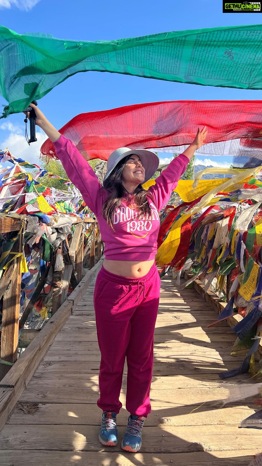 Shenaz Treasurywala Instagram - Ladakh was a difficult one for me. I wasn’t prepared for it. Those thin oxygen levels gasping for air. The nausea, the headaches! Now I know what to expect - next time I will be prepared!!! #ladakh #leh #solotraveler #travelromancesmiles Ladakh, India