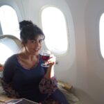 Shenaz Treasurywala Instagram - In my experience so far, no airline beats Qatar Airways and Emirates business class. Flatbeds are normal on long flights, and these airlines are steps ahead with private suites and onboard bars. Emirates let me use their private spa and shower usually just for first class and that was the coolest experience. But in terms of seat- I just love Qatars Q Suite with a door for privacy! Emirates has unbeatable entertainment options though. Hard to choose between these two. #qatar #emirates #businessclass #flight #luxury Mumbai, Maharashtra