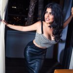 Shenaz Treasurywala Instagram - Saturday Night, what’s the plan? All dressed up. Once an actress, always an actress 😘 #saturdaynight #hellobollywood Mumbai, Maharashtra