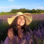 Shenaz Treasurywala Instagram - With international travelling opening up, France is definitely the first on my list even though I've spent so much time there already! When you think of France, the first image that pops up in your head must surely be the beautiful Eiffel Tower. As beautiful as it is, there is so much more to France! Here’s a list of my handpicked favourites from many a months spent blissfully in France. Is there a spot I missed? #francebeyondtheeiffel #francetourisme #francediaries #travelromancesmiles