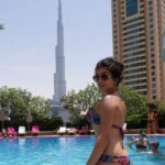 Shenaz Treasurywala Instagram - What keeps you cool in extreme hot climate? Pool or Air Conditioning? Also please send suggestions - what more do you suggest to cover in Dubai or UAE?? #dubailife #dubaipool #travelwithshenaz #travelromancesmiles Dubai, United Arab Emiratesدبي