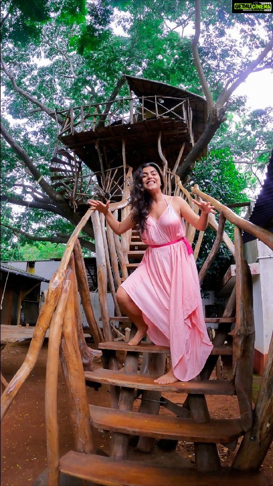 Shenaz Treasurywala Instagram - How do we reduce our carbon footprint? What measures can we as a community take? The tree house community of Auroville not only live in these trees but they also teach people all over India and the world how to build these tree houses. They offer workshops and tailor make these treehouses exactly to your style and needs! Trees as foundations are sustainable, low-carbon solutions for a greener planet. Would you like to learn how to build your own treehouse and the live in it??? @treehousecommunity #travelwithshenaz #treehouse #auroville #reelkarofeelkaro