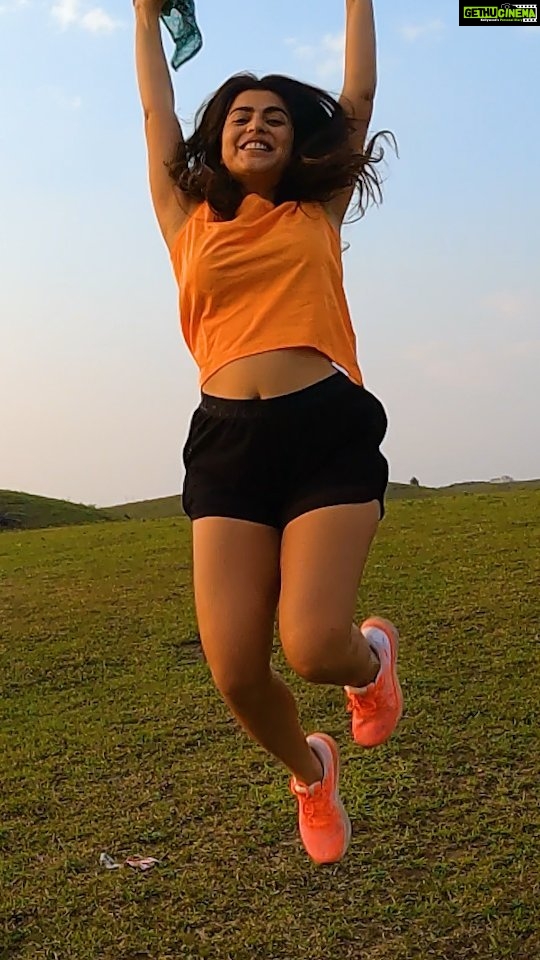 Shenaz Treasurywala Instagram - Want to join Travathon? First trip to Himalayan National Park opened today! Link in my bio. Scenic runs, open mics, workshops, community building, star gazing - And I finally get to travel with YOU 🤩 Sounds Fun? Then leave a ❤️ Welcome to My Dream Project- TRAVATHON!!! If you have any questions about it-- ask me in the comments. I'm so excited!!! Travathon Entry opens today! Link in my bio. We have limited seats so if you're keen do it now ❤️ Winners of Travathon get GoPros @goproindia And we even have go pros to give away when you make a reel about travathon😜 ( will give you details about that soon) Also remix this reel for a repost ❤️ #travelwithshenaz #travathon #reelitfeelit #scenicrun @goproindia