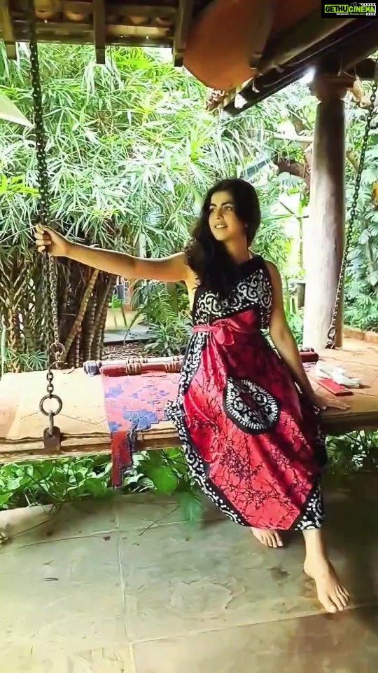 Shenaz Treasurywala Instagram - Do you ever feel you're running to find stillness? Sometimes I feel all this traveling I'm doing is just so that I can sit still 💗 @freddy_birdy The writer said something about this on his page. And then, now in auroville I'm meeting people who mention the same thing. It's really made me stop and think. The people I've met here- they don't care about traveling that much, they are here - in the forest doing their work, serving their purpose for the "future of humanity". Not for any selfish goals, not to be rich or win awards or be known but just to serve humanity and the future of humanity through sustainability ❣️ It's beautiful!!! They are content to be here and don't need to run around so much. Kind of opposite of me. Here I am at Gilans guest house Casa Luna( video to follow) 🏠 finding my peace and stillness Thanks @jaisuryamitra for helping me shoot this and the amazing yoga massage you gave me earlier that made my blood flow and my head slow!! #travelwithshenaz #reelkarofeelkaro #reelitfeelit #reelsofinstagram
