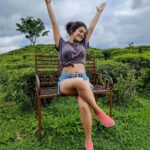Shenaz Treasurywala Instagram - Cool weather, the smell of tea and the view of the mountains! Here’s a photo dump of my past 2 days. The UNESCO World Heritage Joy Ride on the Toy Train 🚂 was the highlight of my trip. If you’re looking for peace and endless tea gardens, my suggestion is Kurseong! #northeastindia #darjeeling #unesco #unescoworldheritage #incredibleindia #g20 Darjeeling