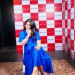 Shenaz Treasurywala Instagram - Monday Motivation: Thrilled to be honoured by The Economic Times for the Second Time at their Travel Awards🥇 To think that 5 years ago I was completely broke and had no idea what to do with my life. I didn’t even know how I would earn a living! While most people put down Instagram, I am going to say something crazy - Instagram Saved My Life ❤️🙏🏾🙏🏾🙏🏾🙏🏾 and gave me a whole new career! But it’s not just Instagram , it’s you - who have been supporting me and my journey. I am so grateful to you. Thank you!!! ❤️🍷 I never take it for granted. Even for a day because I know what it’s like to lose it all! But thanks to you, I managed to build it all again. Thank youuuuuu YOU! Thank you Instagram! And thank you @the_economic_times and @ettravelworld for honouring me and motivating me! I am so excited to wake up every morning and get on the job :))) thank youuuuu!!!!! And thanks @forevernew_india for the beautiful blue dress ;)