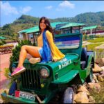 Shenaz Treasurywala Instagram - Good morning sunshine! What does your Monday look like? Work from home? Or office? Rushed or chill? Location: MEGHALAYA #meghalaya #mondaymood #travelwithshenaz #mondaymorning