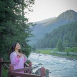 Shenaz Treasurywala Instagram - Suggestions pleaseee. I'm in Kashmir, tell me where to go, what to do. Have you been here? Do you wish to come here in this lifetime? I suggest you do!! I always wondered if Kashmir was over rated. But let me tell you Kashmir is Under Rated!!! I'm in Pahalgam at the moment and I feel it can't get more beautiful ❤️ And for those asking me if it's safe? Yes I feel very safe here. also - more than the natural beauty -The people are the sweetest and the most hospitable I've met anywhere. #kashmir #kashmirdairies #travelwithshenaz #incredibleindia @welcomhotelpinenpeak @_wandererrrrr @tourismoutlook @farazbanday Pehalgam
