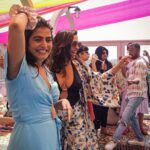 Shenaz Treasurywala Instagram - What did you do for Holi yesterday? I did -Nothing!! 😂 This was my Holi in 2020 just before lockdown. #happyholi #lastholi @sohohousemumbai Thanks @nipapaka_123 for these beautiful photos!! Soho House Mumbai
