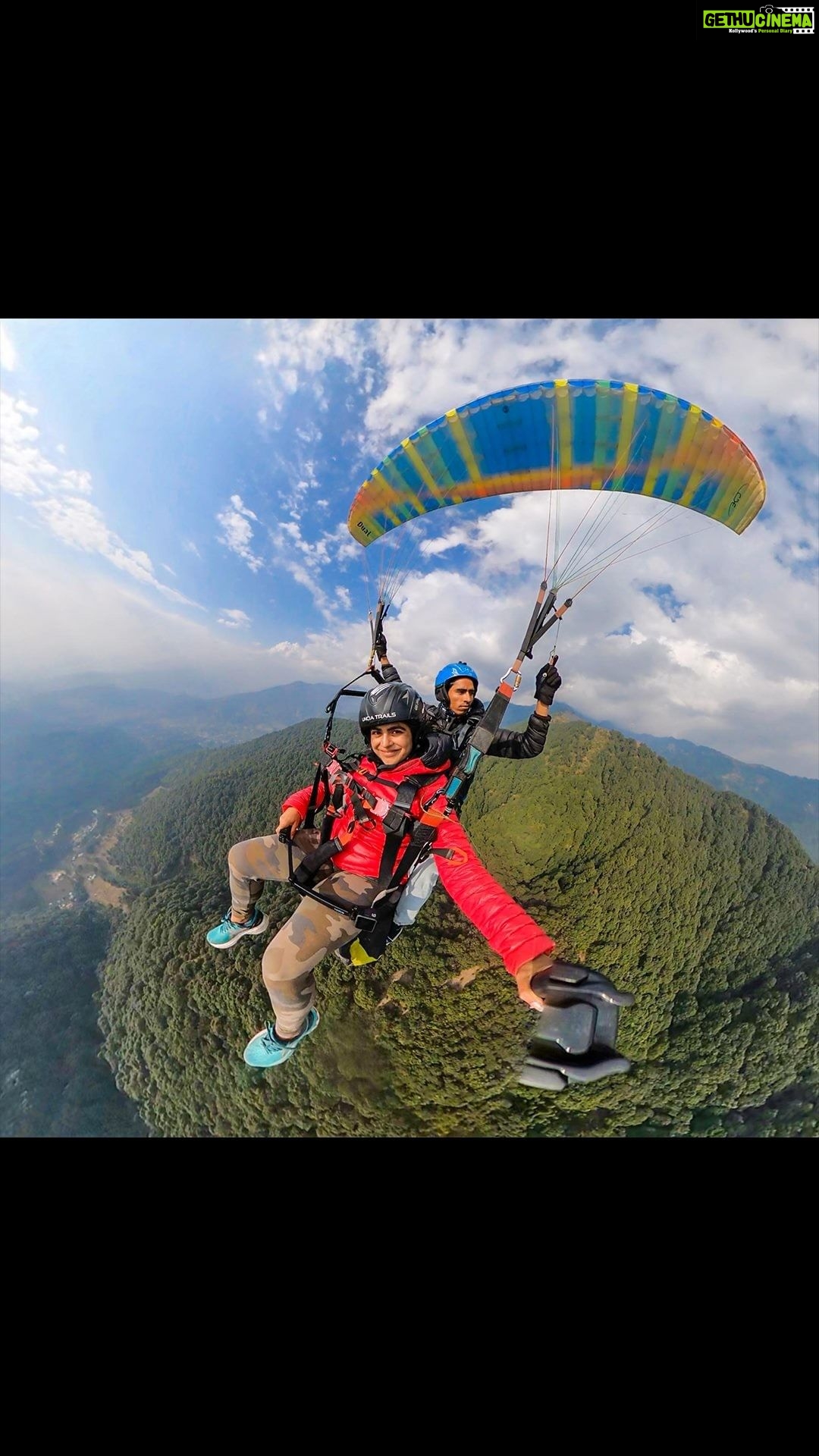 Shenaz Treasurywala Instagram - The Bir-Billing area is a popular site for paragliding! Highest in Asia. Second highest in the world!!!! They host periodic paragliding international competitions and events here. Thanks for your contribution and thanks for standing with travel 🧳 @standwithtravel To go paragliding Ashish from unicatrails @unciatrails #travelwithshenaz #travelhotelsmiles #GoPro #goproindia @goproindia #shenazgopro