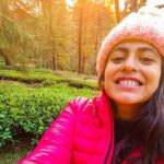 Shenaz Treasurywala Instagram - What do you look for when you visit a hotel? if you’re looking for a hotel to stay at in Dharamshala, close your eyes and choose this one @adivahadharamshala Sweet friendly hospitable staff Excellent service Huge heritage rooms Stunning views Yummy food What else do you need? @leisurehotelsindia #travelwithshenaz #travelhotelsmiles