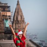 Shenaz Treasurywala Instagram - Merry Christmas 🎄 from Varanasi my beloved virtual friends. Hope you're having fun today with your beloved real life friends and family. Sending you all my love from the @brijramapalace #merrychristmas🎄 #merrychristmas2020 @mr_camerawala and @007_bittu_boss thanks for meeting me and taking these pictures. वाराणसी - बनारस - काशी