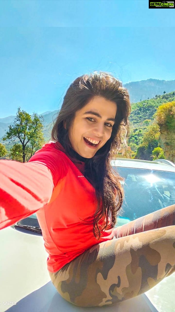 Shenaz Treasurywala Instagram - What are you looking at today? This is what I am looking at as I travel through India on my great Indian road trip.I am able to double my creative process by recording with the front and rear camera at the same time. So fun!! There are also two modes to view your creations: Picture-in-Picture and Dual View. Shot on Vivo V20 Dual View #vivoV20 @vivo_india #delighteverymoment The daily wagers in travel (tour guides, drivers, porters, etc) are helpless because they are usually not on salaries - they do work to make money StandWithTravel is a crowdfunding initiative where contribution made by travellers who care will reach these daily wagers to give them cash to survive today And they are more than happy to host the contributors in the future for trips with them. Support today - Your payment goes to a local travel business in a region of your choice. This cash will help them survive and support the local drivers, guides, porters, etc. Travel tomorrow - Redeem your contribution in the future and travel with the same small business you Supported. This has unlimited validity, so travel when you feel safe. LINK IN BIO