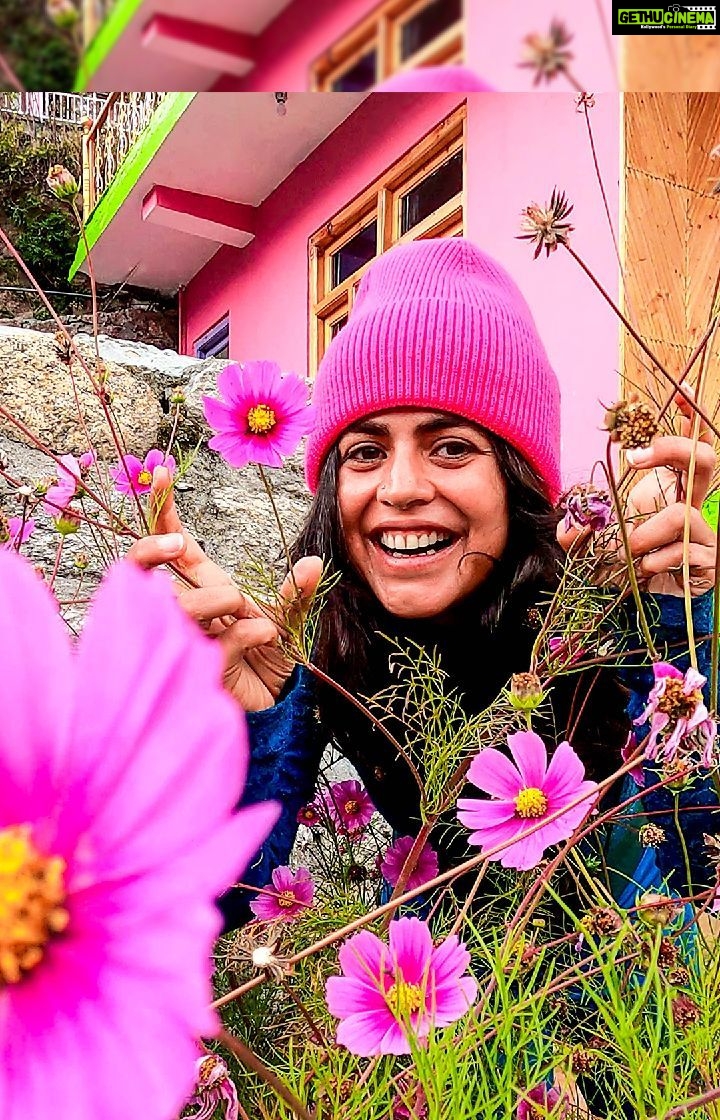 Shenaz Treasurywala Instagram - 5 ways to describe tosh Stunning views techno music space cakes good base for kheerganga and young crowd Vlogging just got delightfully vivid! With the #vivoV20 I could capture the lush valleys in high definition detail! Its 4K Selfie Video helped me capture the serene Himachal, in rich colour and depth with startling ease. Check out this video and come on this journey with me. #DelightEveryMoment. @vivo_india The daily wagers in travel (tour guides, drivers, porters, etc) are helpless because they are usually not on salaries - they do work to make money StandWithTravel is a crowdfunding initiative where contribution made by travellers who care will reach these daily wagers to give them cash to survive today And they are more than happy to host the contributors in the future for trips with them. Support today - Your payment goes to a local travel business in a region of your choice. This cash will help them survive and support the local drivers, guides, porters, etc. Travel tomorrow - Redeem your contribution in the future and travel with the same small business you Supported. This has unlimited validity, so travel when you feel safe. LINK IN BIO to book tosh - @workcations.in @wander.on