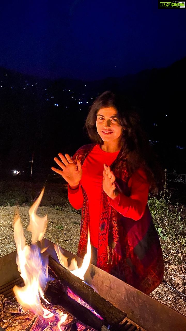 Shenaz Treasurywala Instagram - What's better than wine and a bonfire in the mountains? Feeling blessed @meenabaghhomes My great Indian road trip continues to be an adventure of a lifetime . I couldn't ask for anything more! #vivoV20 Shot on Vivo V20 (64MP rear camera night mode) @vivo_india #delighteverymoment #mygreatindianroadtrip The daily wagers in travel (tour guides, drivers, porters, etc) are helpless because they are usually not on salaries - they do work to make money StandWithTravel is a crowdfunding initiative where contribution made by travellers who care will reach these daily wagers to give them cash to survive today And they are more than happy to host the contributors in the future for trips with them. Support today - Your payment goes to a local travel business in a region of your choice. This cash will help them survive and support the local drivers, guides, porters, etc. Travel tomorrow - Redeem your contribution in the future and travel with the same small business you Supported. This has unlimited validity, so travel when you feel safe. LINK IN BIO