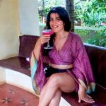 Shenaz Treasurywala Instagram - What’s your favourite restaurant in goa? Mine has to be @jamungoa Everything from the drinks to the walls to the food is PINK - jamun colour And the starters especially the pink kebabs are the most delicious I’ve tasted so far in goa. #travelwithshenaz #travelhotelsmiles #GoPro #goproindia #shenazgopro #goa #goarestaurants #restaurant #regional #heritage #assagao #sustainable #thali