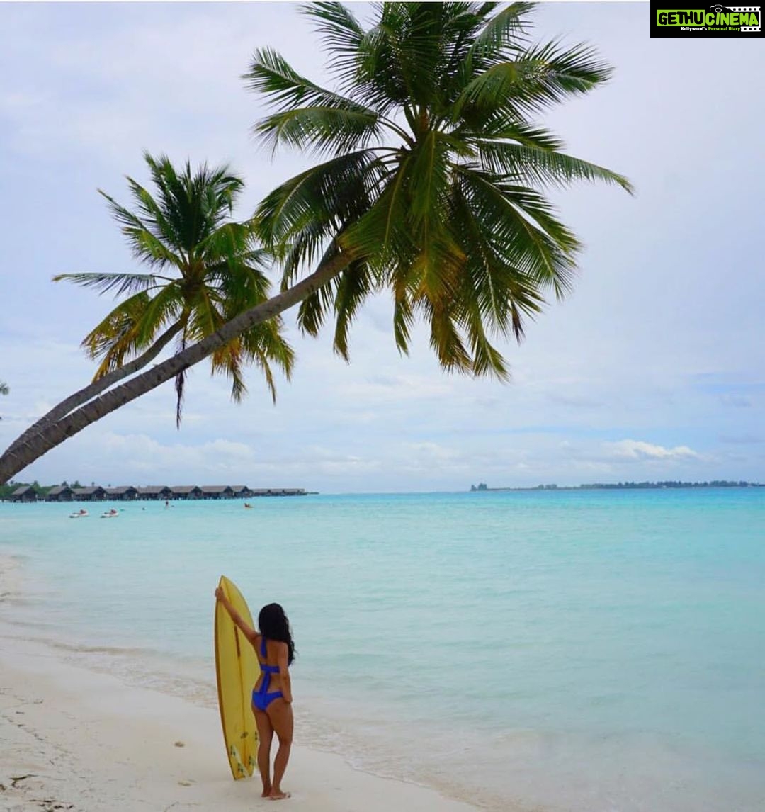 Shenaz Treasurywala Instagram - #travelwithshenaz Giveaway Day 6 Today’s Challenge: 1. Post your favourite beach 🏖 photo and tell me why it’s special for you 2. #TravelWithShenaz #ShenazGoPro 3. Note it’s completely okay if it’s not shot on GoPro) 4. In the comments here and in the caption tell me why that 🏖 beach photo is special 5. Make sure you’re following both my accounts- this one and @travelhotelsmiles 6. Please note 📝 the picture must be posted fresh within the next 24 hours. Also, I prefer if you just use just these tags above so it’s clear it’s for this contest 😊❤️ thanksss!! 7. Doesn’t need to be a selfie and doesn’t have to even have your face in it. Of course if you shoot the picture yourself, it’s a bonus. But it is about the beach 🏝 8. Square or vertical have more chances of winning. 9. Photos only please. Not able to watch so many videos in 24 hours :) I’m up every night reviewing every entry 😊😊 10. Make sure it’s a public profile so I can see the photos. Guys, only one person can win a day. You’re entries are all so good!!!! It’s very hard to choose and I am doing my best. Don’t be disheartened if you don’t win, I will keep having more competitions on this page. #TravelWithShenaz 9 days, 9 challenges, 9 winners! #MoreEverything I am giving out 9 of the latest GoPro HERO9 Black in the course of 9 days! This is a #TravelWithShenaz and #GoProHERO9 Black Giveaway • Tomorrow evening I’ll pick a winner for the challenge and announce the next challenge Please see @travelhotelsmiles by 10 pm and my stories to see Day 5 challenge winner. Giveaway courtesy @GoProIndia @GoPro #GoProIndia #GoPro *Local T&C apply I have 3 more GoPros to giveaway 😍❤️ Maldives