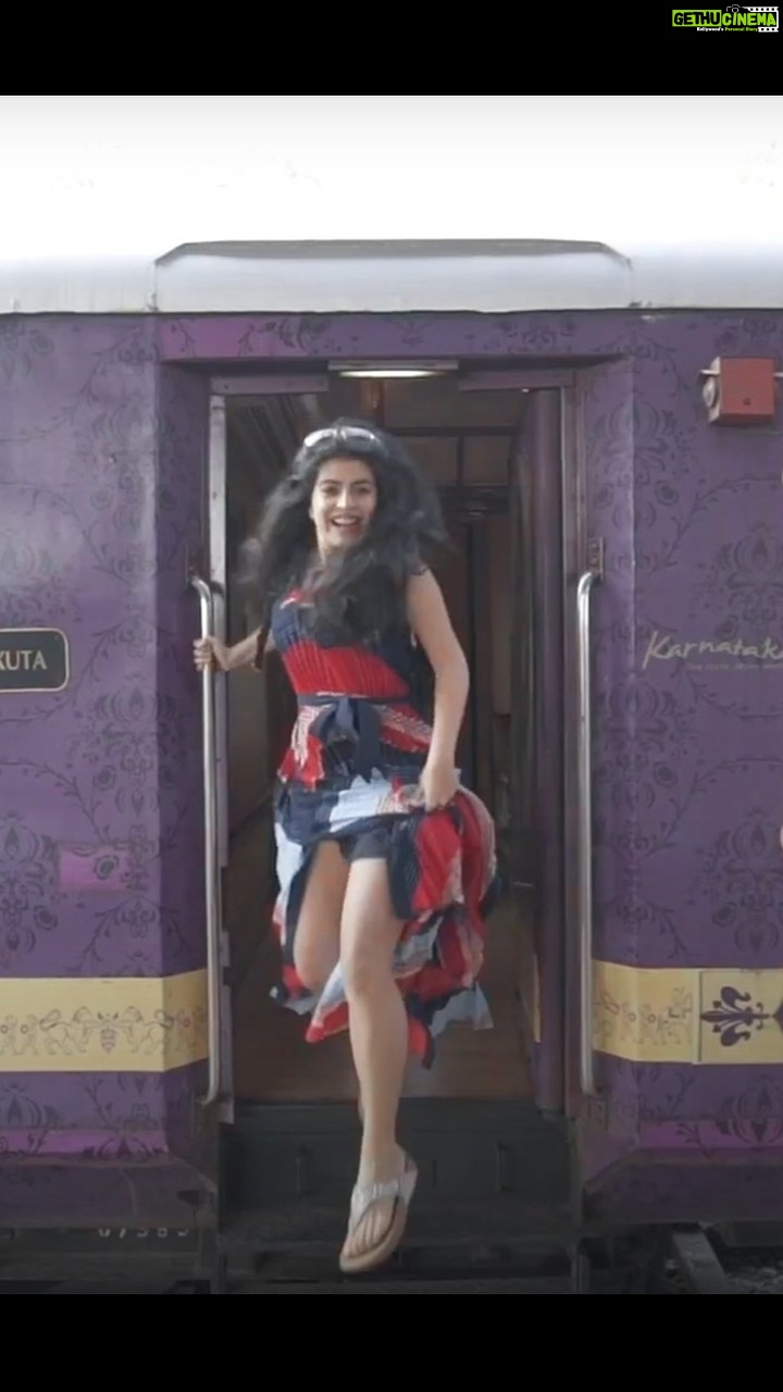 Shenaz Treasurywala Instagram - 5 star Train or First Class Plane, what do you choose? This train is the Golden Chariot that runs through Karnataka and ends in Goa. I will post a separate video of the train 🚂 for you. The journey takes 12-14 days. This plane journey was when I went to Peru 🇵🇪 from india. Mumbai dubai Miami ( then I went to Jamaica 🇯🇲- separate airline but patterned w emirates ) and then Jamaica to Peru 🇵🇪 ( same as above ) #travelwithshenaz #travelhotelsmiles @emirates @goproindia #luxurylifestyle #luxurytrains